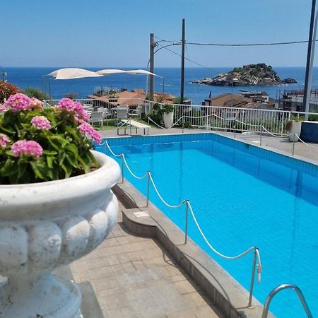Hotel Lachea أكيتْريتْسا المظهر الخارجي الصورة